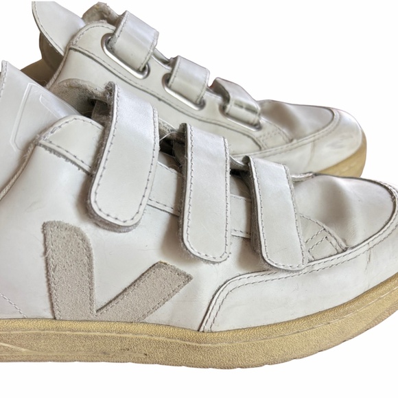 Veja | V-Lock Leather Sneakers – White (Women’s US 37) - Picture 4 of 12